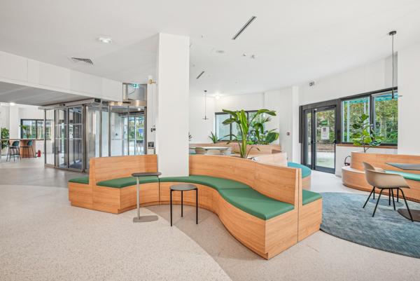 Bureaux modulables avec accès privatif dans un immeuble rénové