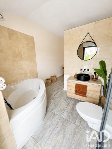 Maison à vendre 7 pièces 168,77 m² Trois-Palis