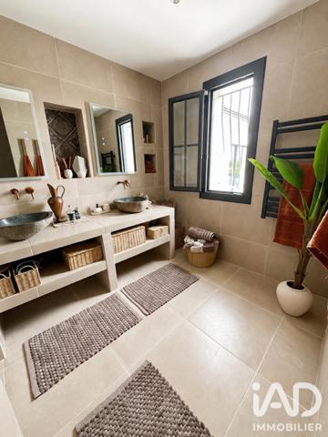 Maison à vendre 7 pièces 168,77 m² Trois-Palis