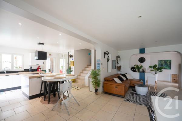 Maison à vendre  5 pièces - 146,76 m2 BORMES LES MIMOSAS - 83