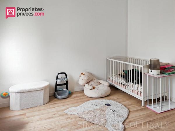 Appartement 3 pièce(s) 92 m2 - CAVE et Emplacement PRIVATIF