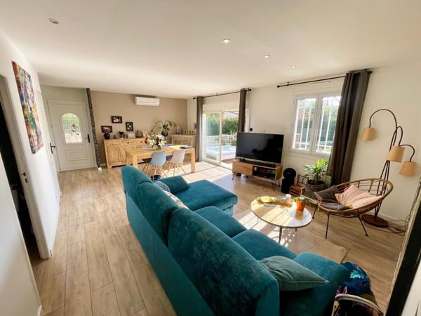 Ensemble immobilier de 159 m² à Puget-sur-Argens