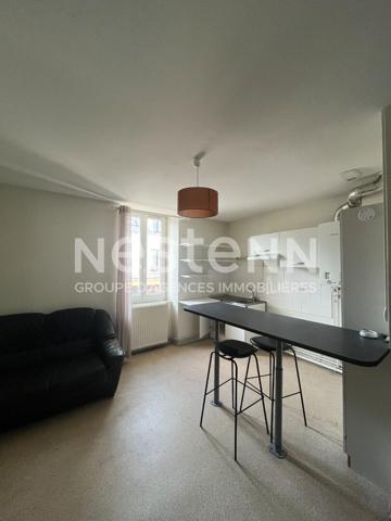 Appartement * 2 Pièces * 36 M² * 19200 Ussel * 300  € * 40  € * 340  €