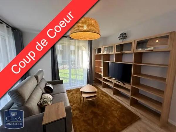 Appartement à louer 2 pièces 46.7m² Vannes (56000)