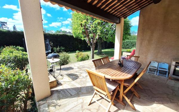 Maison à vendre    5 pièces •  Montfavet - Avignon