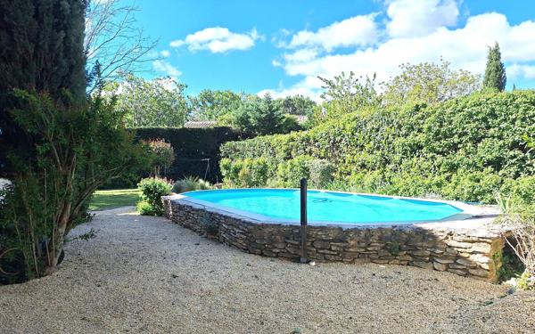 Maison à vendre    5 pièces •  Montfavet - Avignon