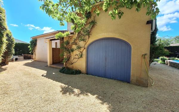 Maison à vendre    5 pièces •  Montfavet - Avignon