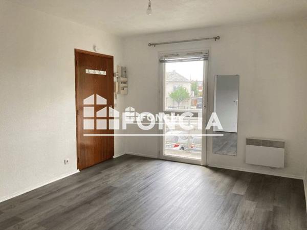 Location Studio 18.52 m² - 144 RUE DE LA DELIVRANDE Caen 14000