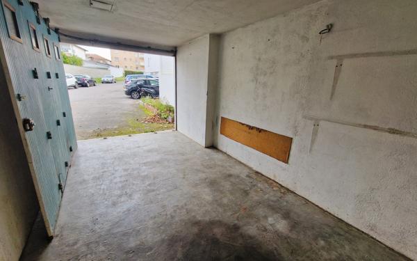 Stationnement à vendre    13,60 m2 Anglet