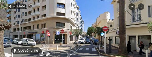 LOCAL COMMERCIAL DE 71M2 A VENDRE - SECTEUR PLAGE - CENTRE VILLE DE JUAN LES PINS (06)