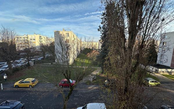 Appartement à vendre    3 pièces • 57,70 m2 Champigny-sur-Marne