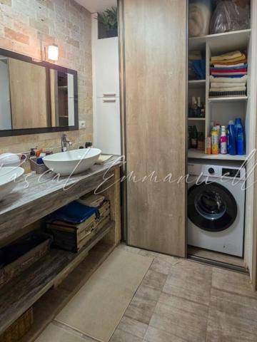 Appartement Antibes 5 pièce(s) 92 m2 RDJ 599 000 euros Rabiac Estagnol