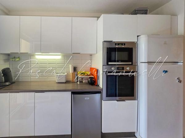 Appartement Antibes 5 pièce(s) 92 m2 RDJ 599 000 euros Rabiac Estagnol