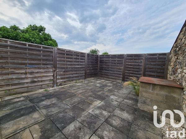 Maison de village 5 pièces de 140 m² à Le Fleix (24130)