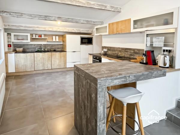 Appartement de charme 4 pièces avec terrasses et vue exceptionnelle à FAYENCE (83)