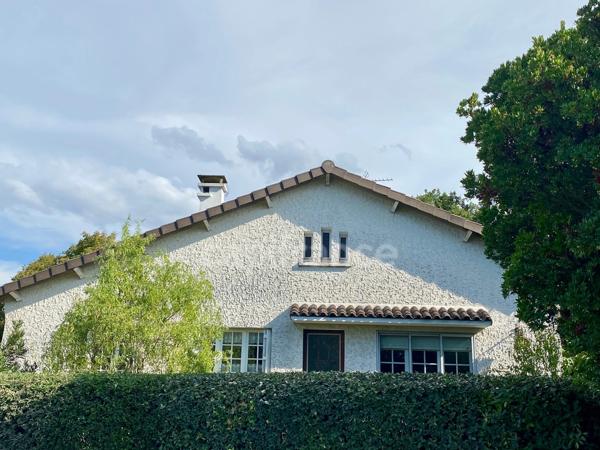Maison à vendre 7 pièces LIGUGE (86)
