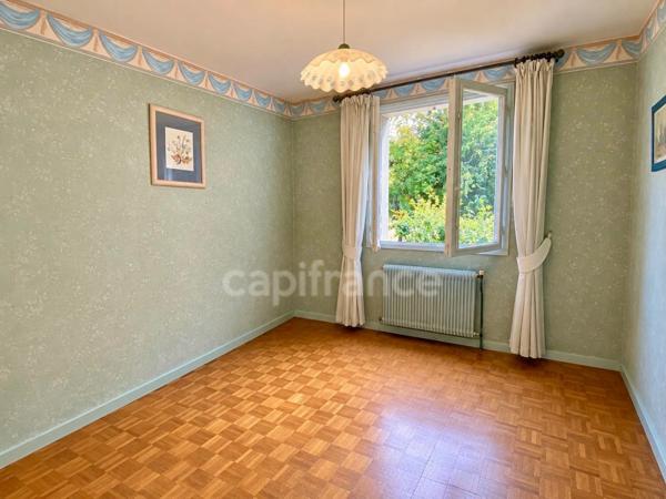 Maison à vendre 7 pièces LIGUGE (86)