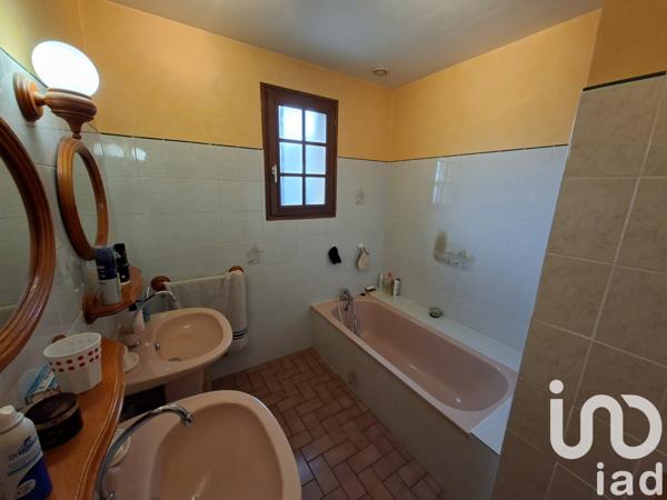 Maison à vendre 8 pièces 214 m² Beaumont-en-Véron