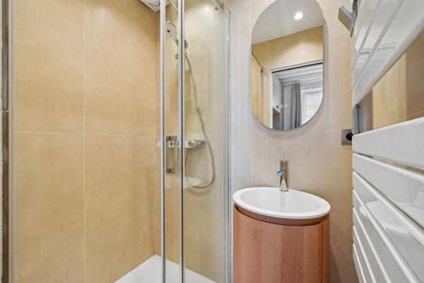 Vente Appartement de luxe Paris 7 3 Pièces 53 m²