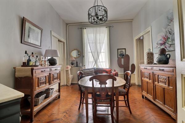 Thiers centre ville - Appartement ancien 143m²