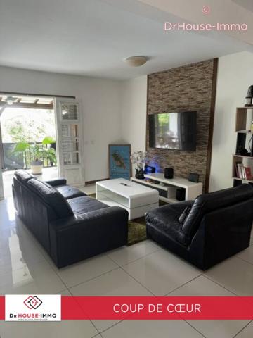 Appartement à louer 3 pièces de 75 m²