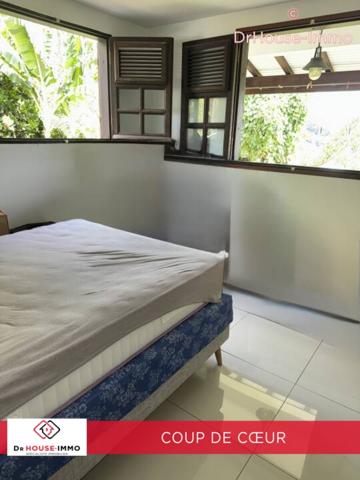 Appartement à louer 3 pièces de 75 m²