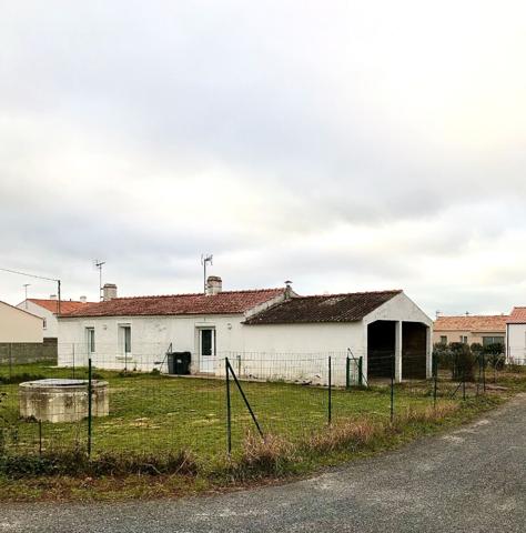 BEAUVOIR SUR MER centre ville