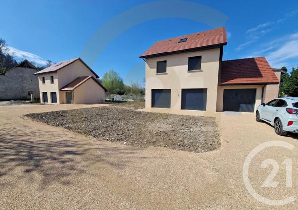 Maison à vendre  5 pièces - 94,37 m2 LES AVENIERES VEYRINS THUELLIN - 38