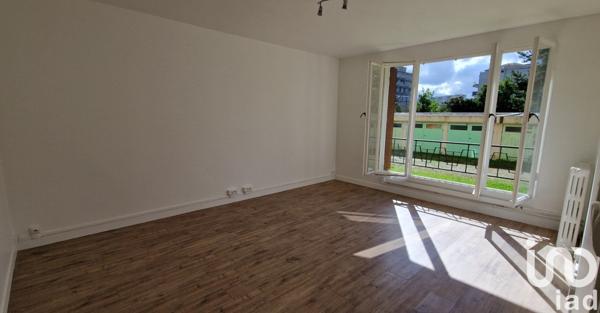 Appartement 3 pièces de 61 m² à Épinay-sur-Seine (93800)