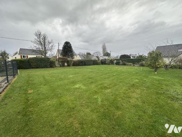 CANCALE - Terrain à bâtir de 400m² hors lotissement libre de constructeur 