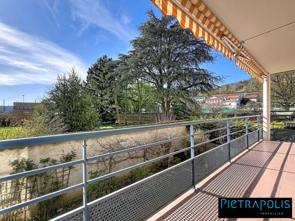 À VENDRE – Grand T5 de 127 m² lumineux avec terrasse – Proche centre de Miribel
