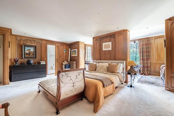 Magnifique duplex avec jardin au pied du golf de Saint-Cloud