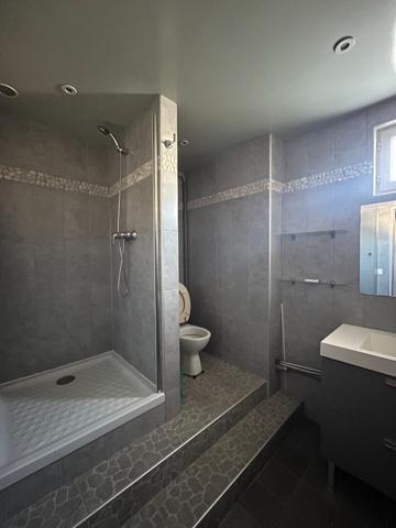 Exclusivité Guy Hoquet Miribel - Maison de village au coeur de la ville