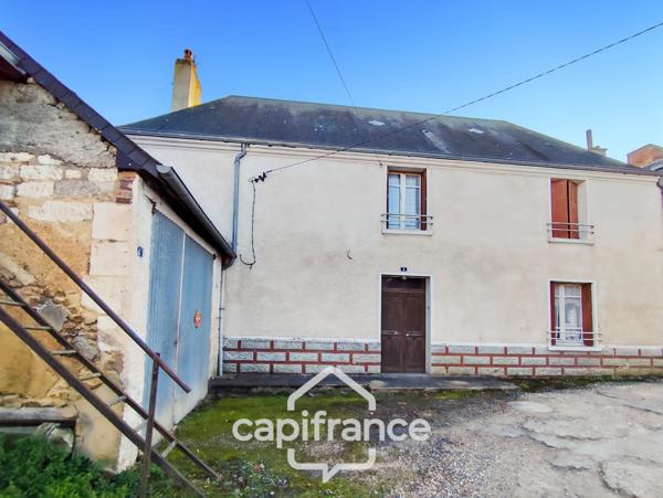 Maison à vendre 5 pièces BESSE SUR BRAYE (72) - terrain 397 m² -
