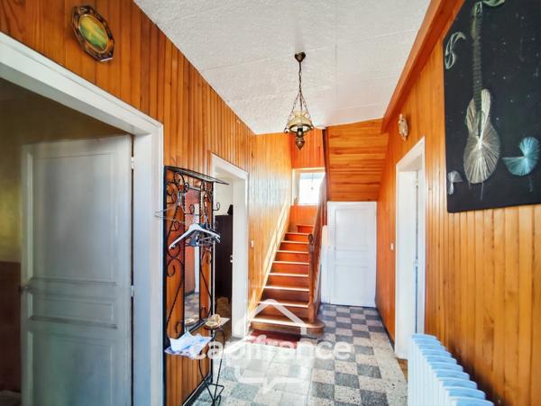 Maison à vendre 5 pièces BESSE SUR BRAYE (72) - terrain 397 m² -