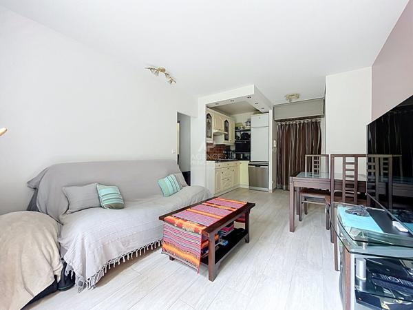 Appartement Carrières Sur Seine 2 pièce(s) 35 m2 220 000 € **  - Référence  162087