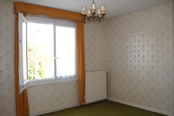 Ensemble immobilier de 4 logements, à rénover