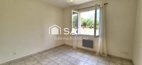 Plain-pied 3 chambres proche Echiré