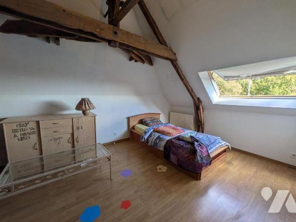 GUICHEN - Seulement chez 35 Notaires - Lieu emblématique du secteur à céder dans son ensemble -...