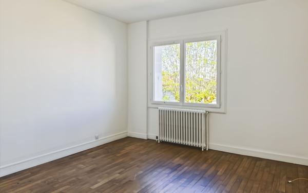 Maison à louer    4 pièces •  Razac-sur-l'Isle