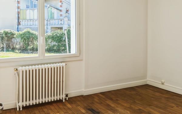 Maison à louer    4 pièces •  Razac-sur-l'Isle