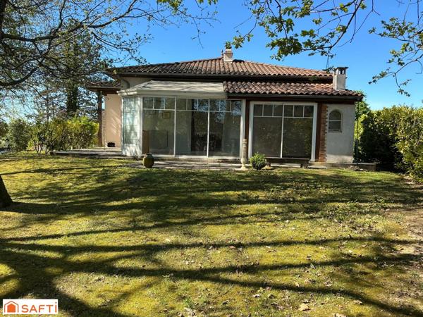 Grande maison traditionnelle et familiale d’ environ 165m2 sur jardin de 1000m2