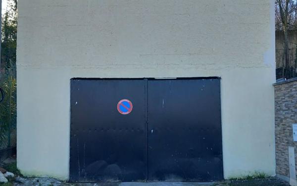 Stationnement à louer    40 m2 Franconville