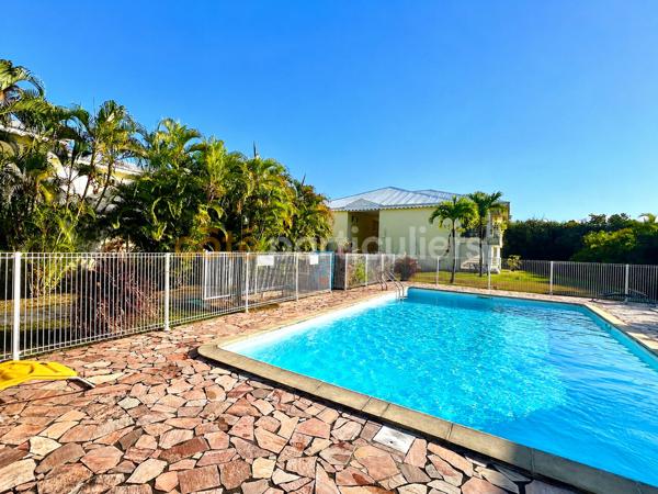 Vente
                Appartement73 m² - 3 Pièces -
                    SAINT FRANCOIS (97118)