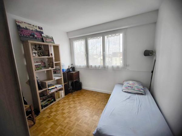 Appartement à vendre    4 pièces • 76,05 m2 Le Perreux-sur-Marne