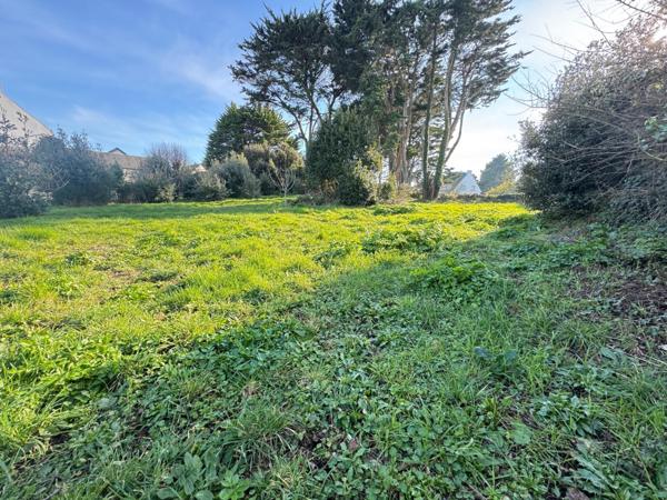 TERRAIN CONSTRUCTIBLE FACE À LA MER À LOCMARIAQUER