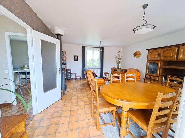 A SAISIR à Mailley et Chazelot ! Belles prestations pour cette maison avec parcelle constructible !