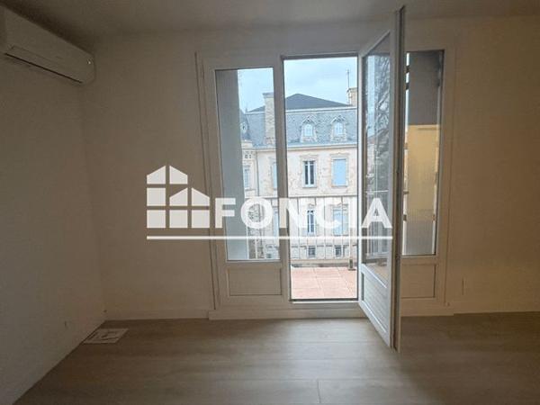 Location Appartement 3 pièces 66.44 m² - 6 RUE SALVET Narbonne 11100