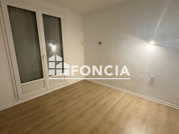 Location Appartement 3 pièces 66.44 m² - 6 RUE SALVET Narbonne 11100