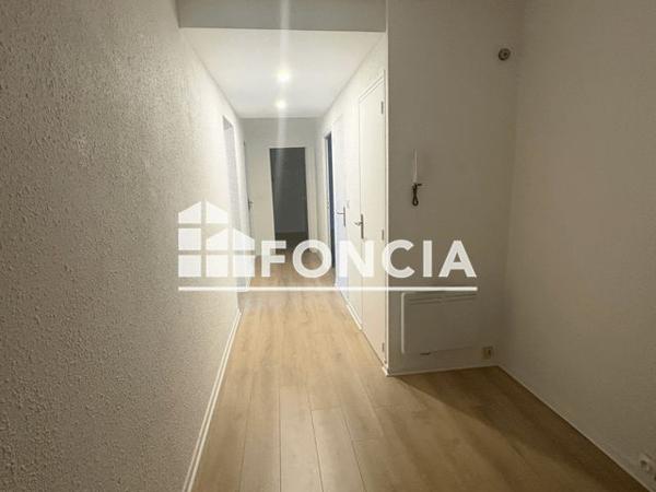 Location Appartement 3 pièces 66.44 m² - 6 RUE SALVET Narbonne 11100